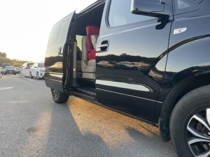 Микроавтобус HYUNDAI GRAND STAREX