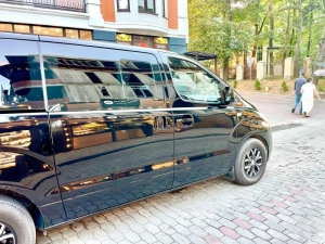 Микроавтобус HYUNDAI GRAND STAREX