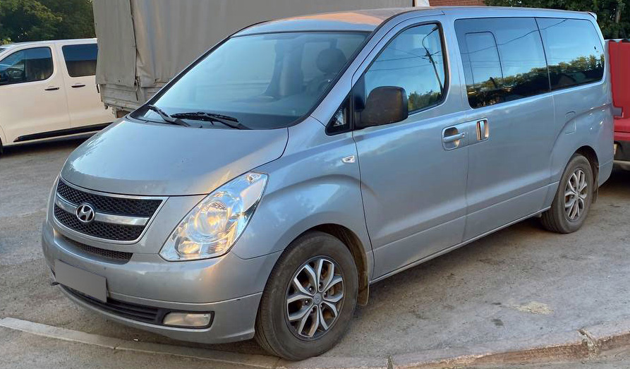 Hyundai H-1