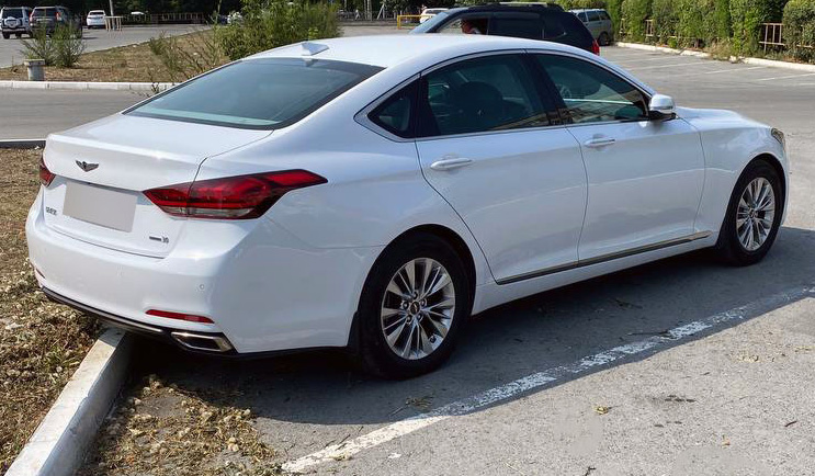 Hyundai Genesis