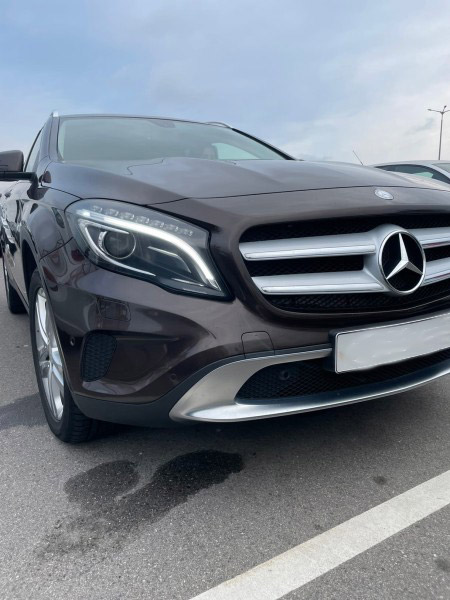 Mercedes GLA 200