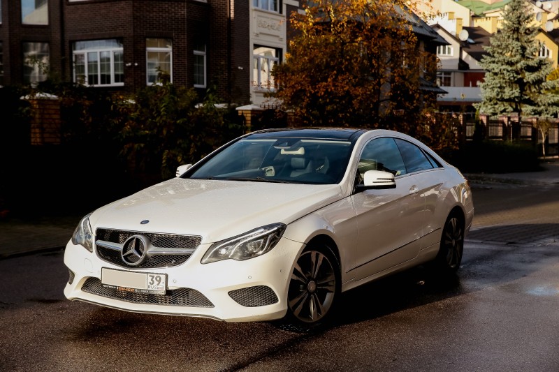 Mercedes E