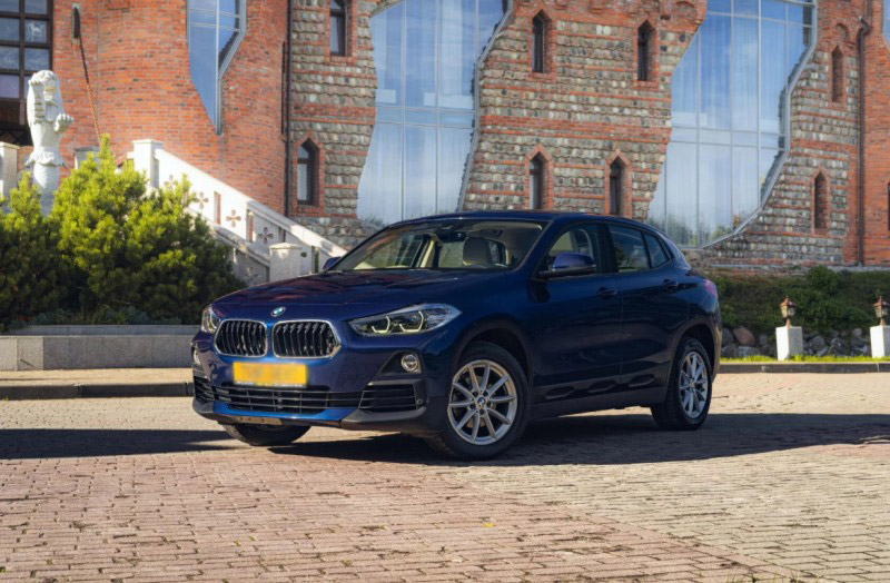 BMW X2